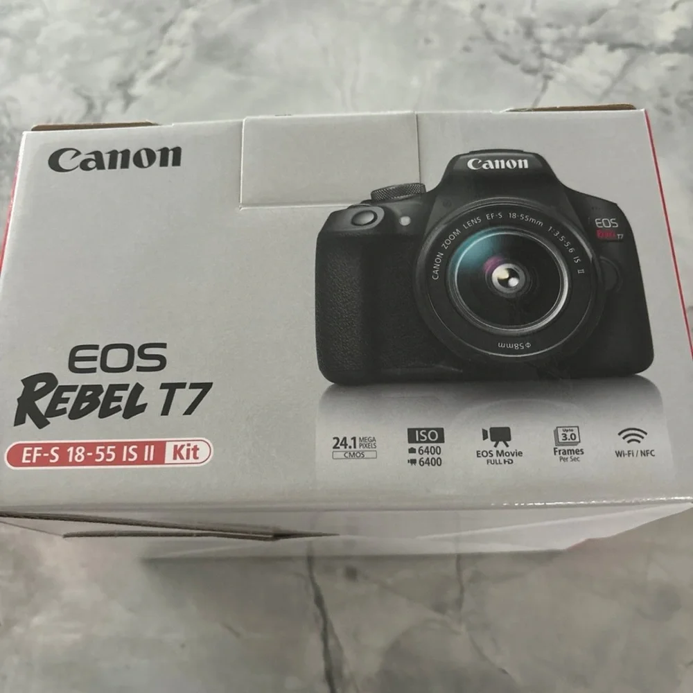 Canon EOS Rebel T7
